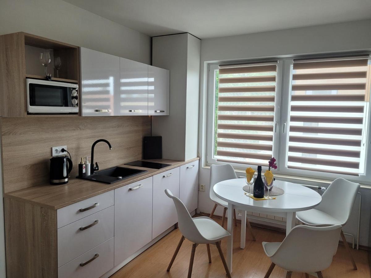 Apartman Centrum V Sukromi Restauracia U Jakuba Turócszentmárton Kültér fotó
